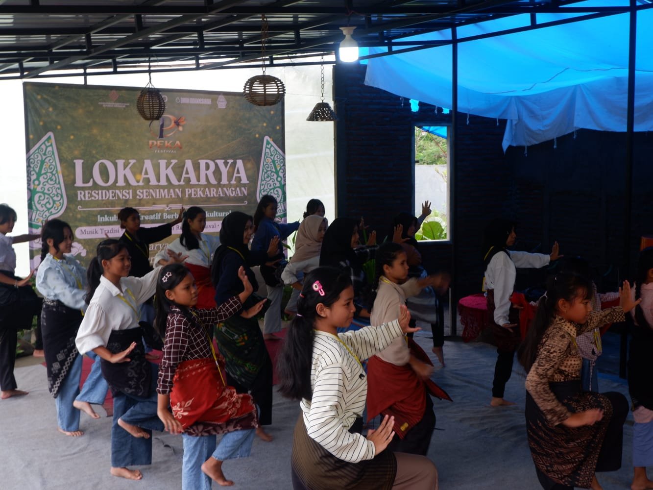 Latihan Menari