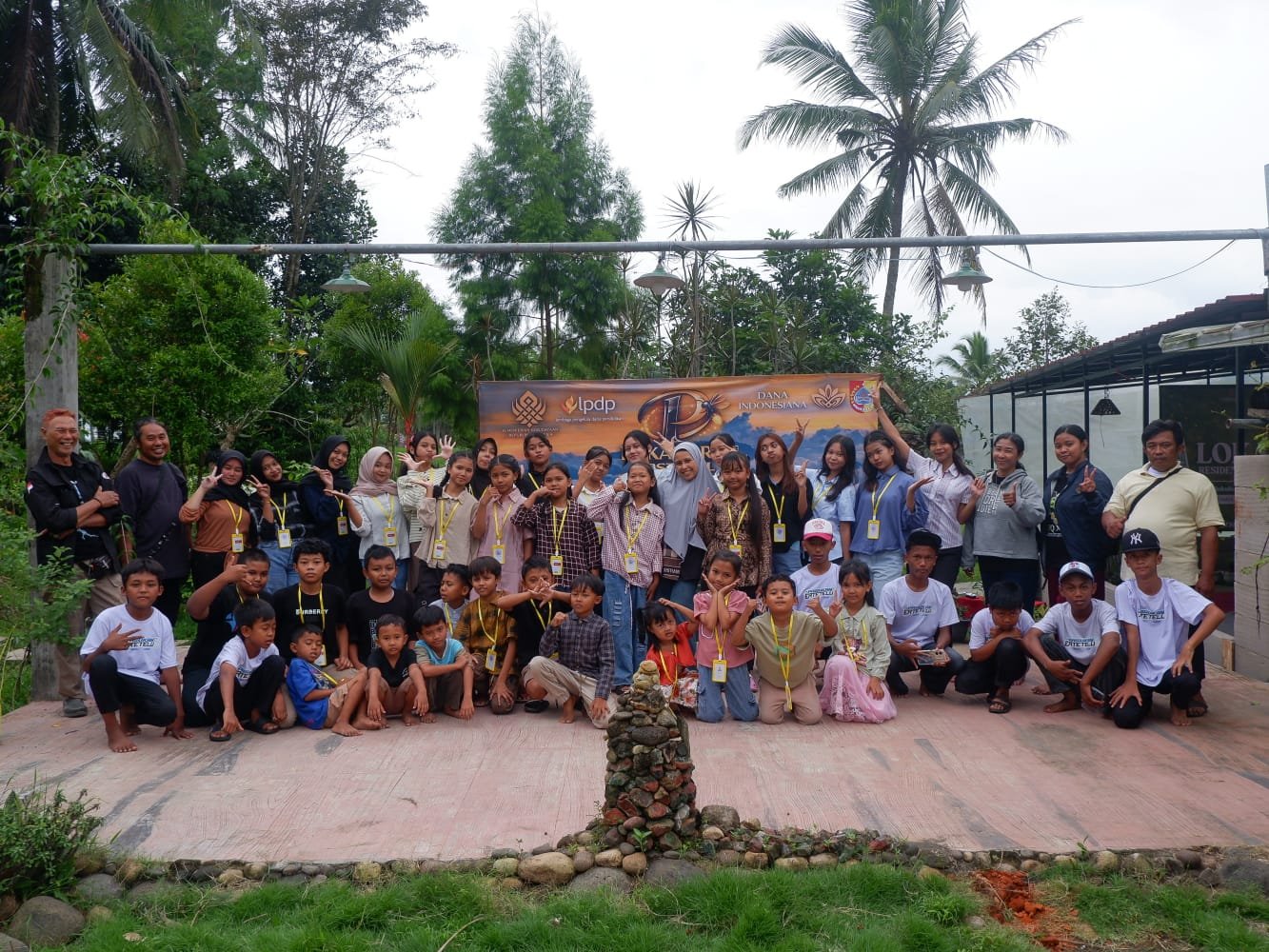 Keluarga Besar Nara Bestari